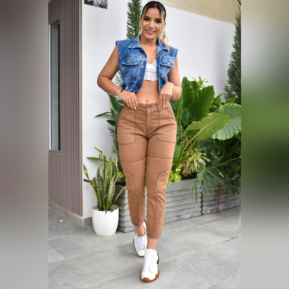 Colombian cargo pants brown